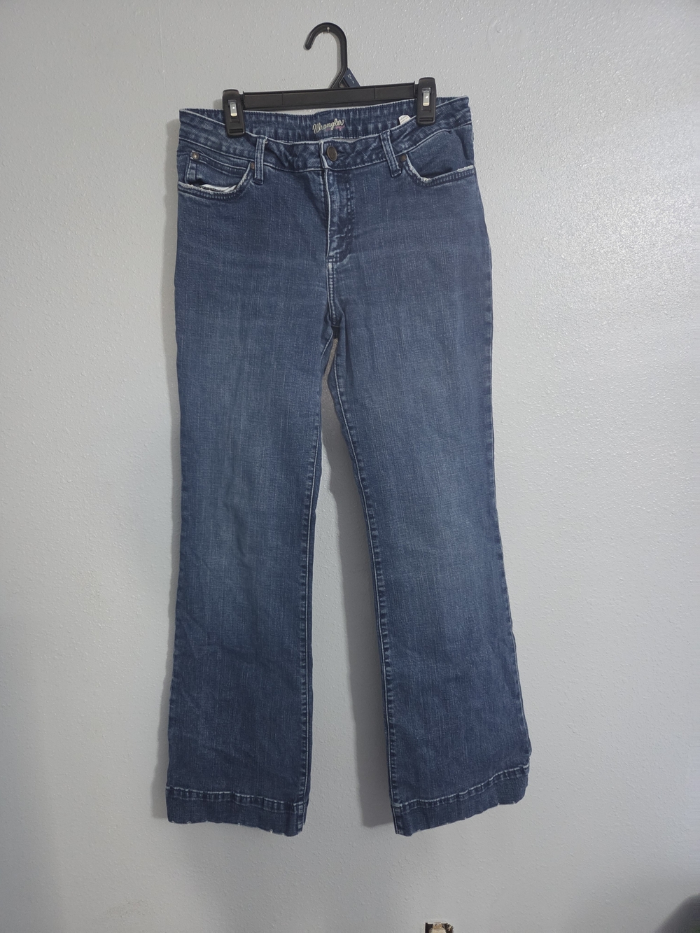 Wrangler Women's Medium Blue Flare Jeans
